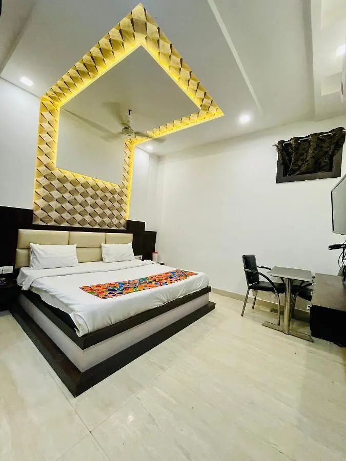 ***  Hotel Olive Inn Luxury Family Hotel By Star Ot Agra  India